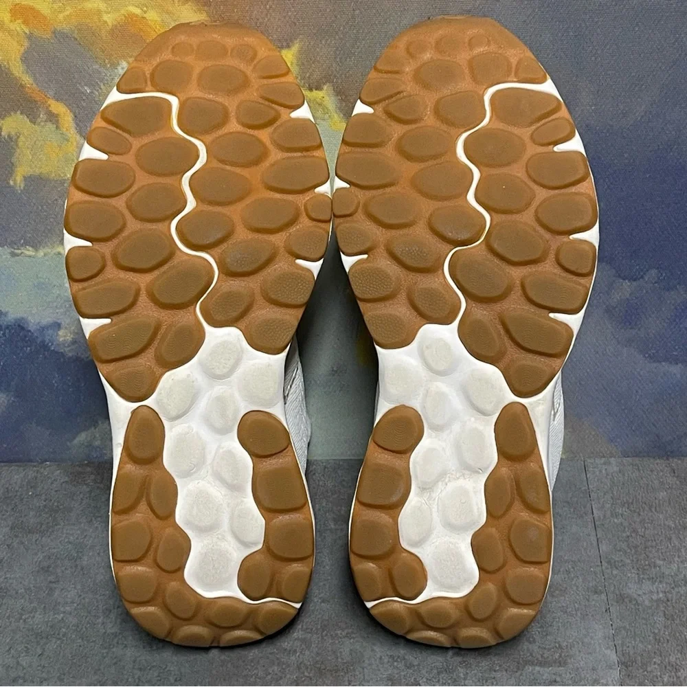 New Balance 520V8  Women's White Running Shoes Size 7.5B - Picture 16 of 16